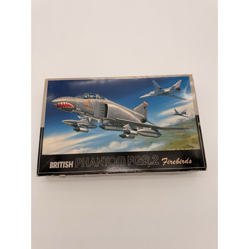 FUJIMI BRITISH PHANTOM FGR.2 FIREBIRDS MODEL KIT 1:72 BOXED 7AH7-200